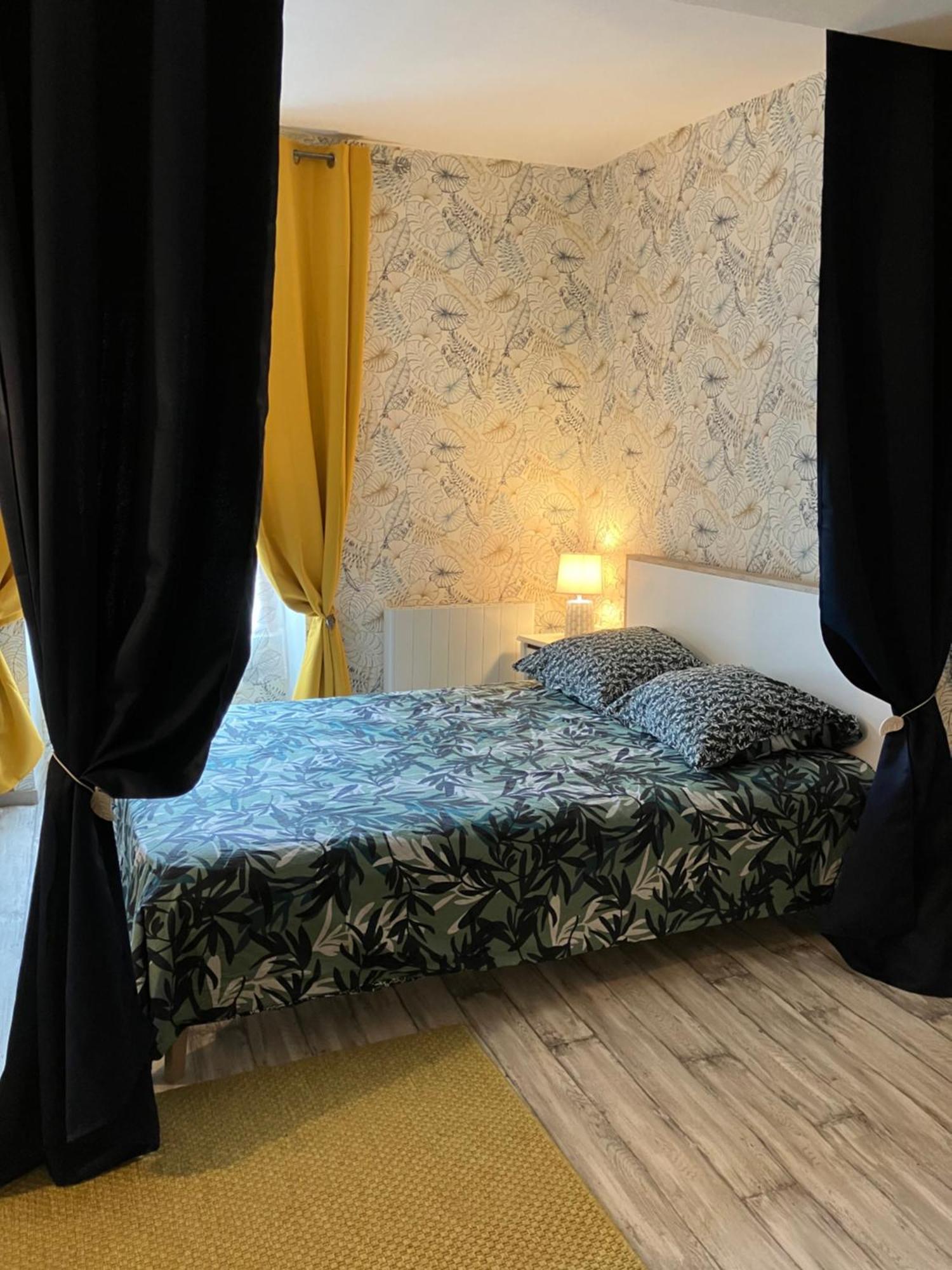 Charmante Maison En Pierres Precy-le-Sec Εξωτερικό φωτογραφία