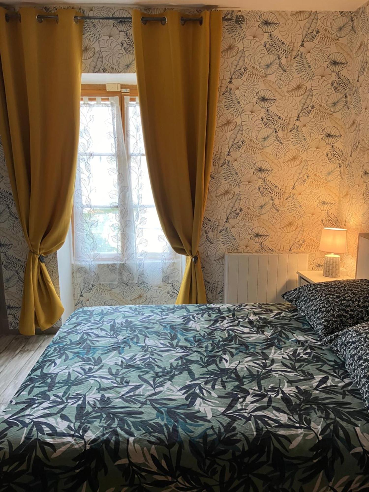 Charmante Maison En Pierres Precy-le-Sec Εξωτερικό φωτογραφία